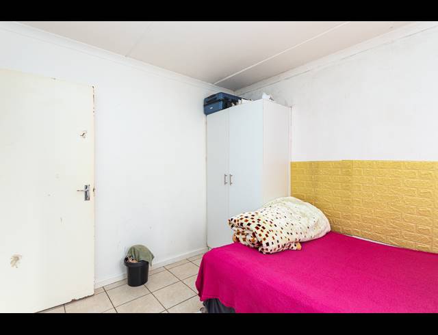 2 BEDROOM APARTMENT FOR SALE IN RUGBY